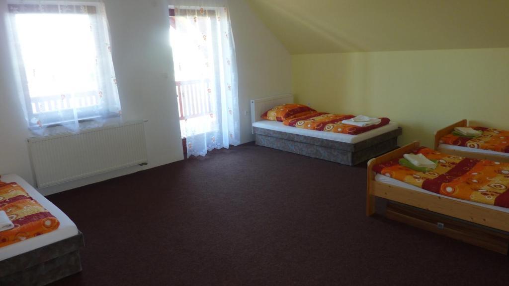 Penzion Lipina Slatinany Room photo